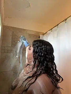 1n0nlythroat online show from September 30, 2025, 12:27 am