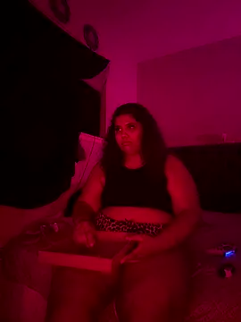 1n0nlythroat online show from October 7, 2025, 2:23 am