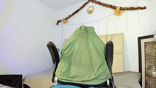 Snapshot of blue_wxw chatting on October 16, 2025, 3:37 am blue wxw online show from October 16, 2025, 3:37 am