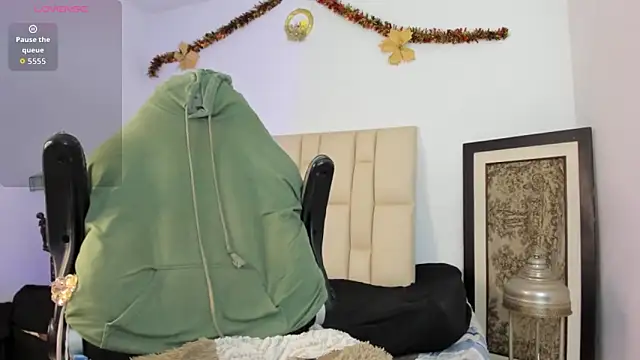 Snapshot of blue_wxw chatting on February 12, 2026, 6:13 am blue wxw online show from February 12, 2026, 6:13 am