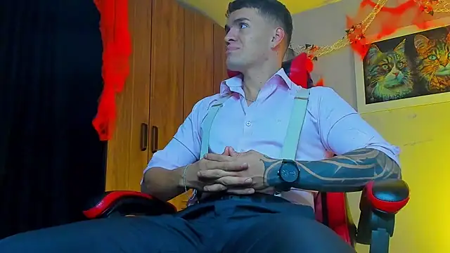 Snapshot of ALPHA_DOMINUS_ chatting on October 14, 2025, 3:18 am ALPHA DOMINUS online show from October 14, 2025, 3:18 am