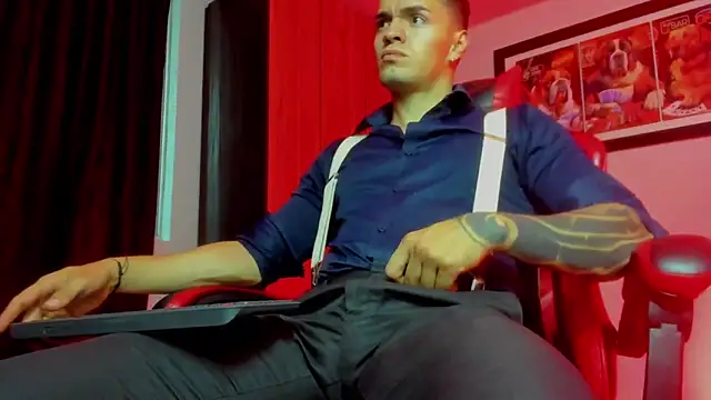 ALPHA DOMINUS  online show from March 10, 2026, 3:54 am