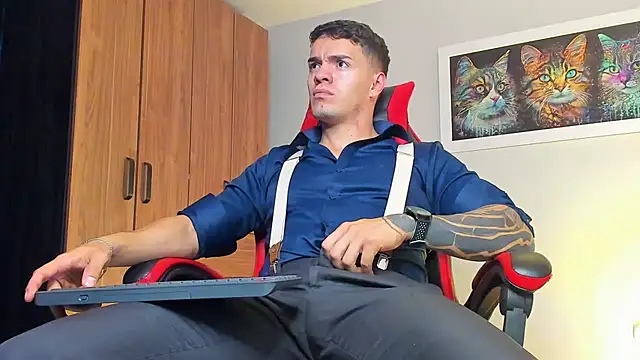 Snapshot of ALPHA_DOMINUS_ chatting on November 11, 2025, 3:56 am ALPHA DOMINUS online show from November 11, 2025, 3:56 am