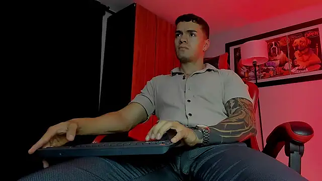 ALPHA DOMINUS  online show from February 15, 2026, 4:13 am