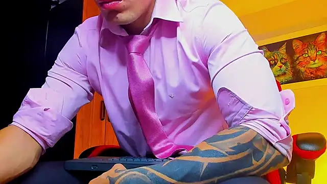 Snapshot of ALPHA_DOMINUS_ chatting on October 7, 2025, 3:18 am ALPHA DOMINUS online show from October 7, 2025, 3:18 am