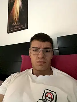 Snapshot of ALPHA_DOMINUS_ chatting on October 17, 2025, 10:22 pm ALPHA DOMINUS online show from October 17, 2025, 10:22 pm