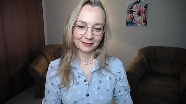 Snapshot of Ava_Elior chatting on June 19, 2026, 11:05 am Ava Elior online show from June 19, 2026, 11:05 am