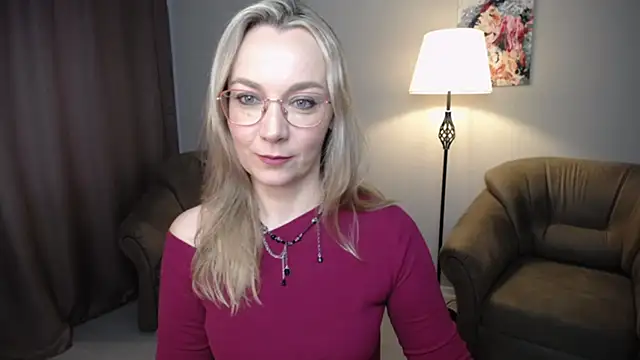 Ava Elior online show from March 22, 2026, 8:27 am