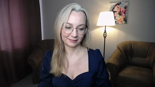 Snapshot of Ava_Elior chatting on June 2, 2026, 11:10 am Ava Elior online show from June 2, 2026, 11:10 am