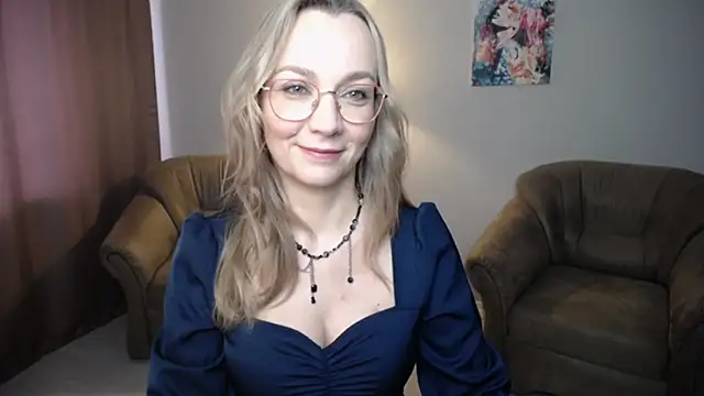 Snapshot of Ava_Elior chatting on June 13, 2026, 10:24 am Ava Elior online show from June 13, 2026, 10:24 am