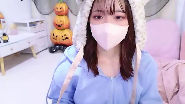 Snapshot of AKO_o0 chatting on October 22, 2025, 8:03 am AKO o0 online show from October 22, 2025, 8:03 am