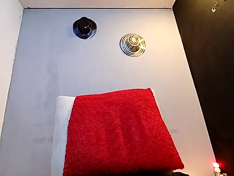 Snapshot of jhonny_thes28 chatting on October 22, 2025, 2:33 am jhonny thes28 online show from October 22, 2025, 2:33 am