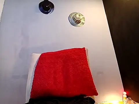 Snapshot of jhonny_thes28 chatting on October 21, 2025, 12:00 am jhonny thes28 online show from October 21, 2025, 12:00 am