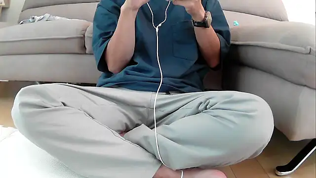 Snapshot of kyoron chatting on June 20, 2026, 4:06 am kyoron online show from June 20, 2026, 4:06 am