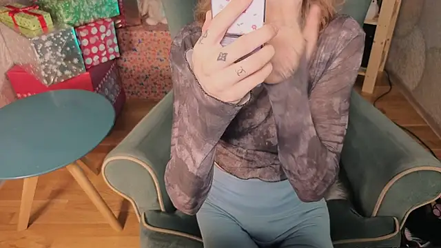 Snapshot of BarbieRichy chatting on November 28, 2025, 5:40 am BarbieRichy online show from November 28, 2025, 5:40 am