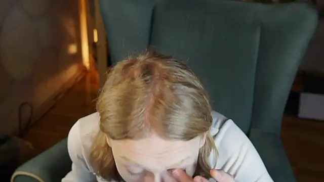 Snapshot of BarbieRichy chatting on November 12, 2025, 6:06 am BarbieRichy online show from November 12, 2025, 6:06 am