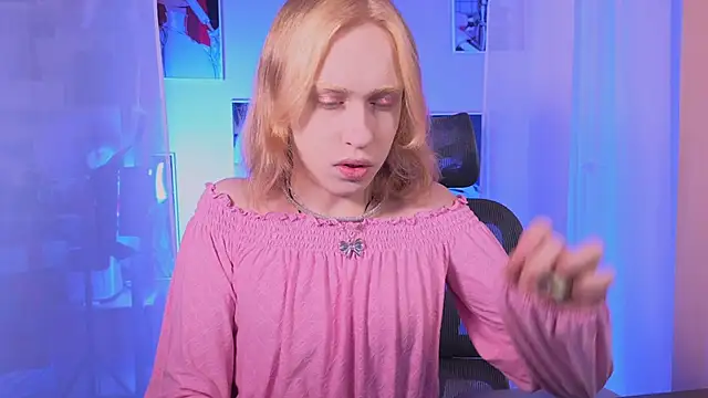 Snapshot of BarbieRichy chatting on November 26, 2025, 5:40 am BarbieRichy online show from November 26, 2025, 5:40 am