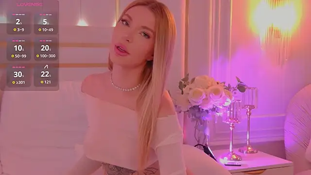 Snapshot of AriellaMelo chatting on November 23, 2025, 6:01 am AriellaMelo online show from November 23, 2025, 6:01 am