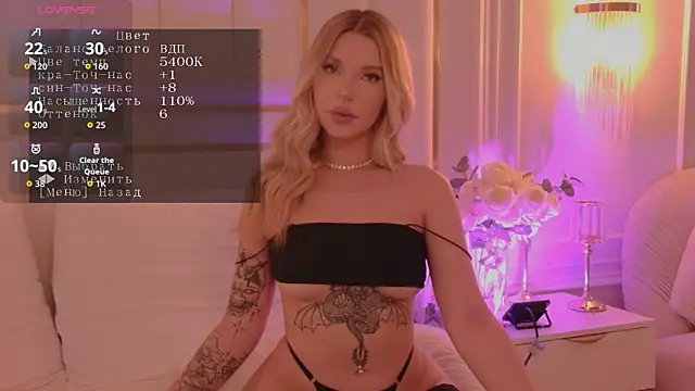 Snapshot of AriellaMelo chatting on October 28, 2025, 5:50 am AriellaMelo online show from October 28, 2025, 5:50 am