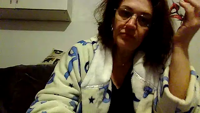 RubyyRosee online show from March 5, 2026, 6:32 am