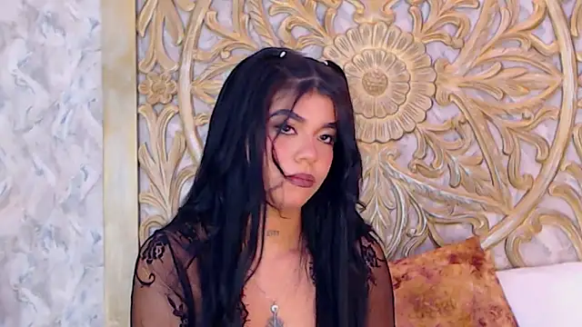 Snapshot of MelodyCarsson chatting on November 6, 2025, 1:04 pm MelodyCarsson online show from November 6, 2025, 1:04 pm