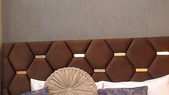 Snapshot of MelodyCarsson chatting on November 27, 2025, 12:16 pm MelodyCarsson online show from November 27, 2025, 12:16 pm