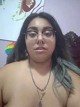 Lovelyrainn online show from November 17, 2025, 2:15 am