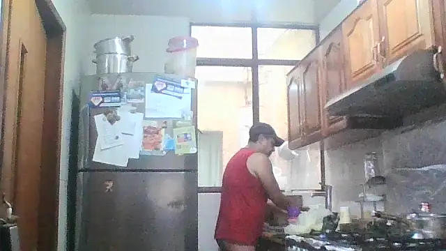 Snapshot of MRCforyou chatting on February 17, 2026, 4:15 pm MRCforyou online show from February 17, 2026, 4:15 pm