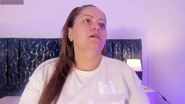 Snapshot of katte_landerr chatting on March 2, 2026, 1:29 pm katte landerr online show from March 2, 2026, 1:29 pm