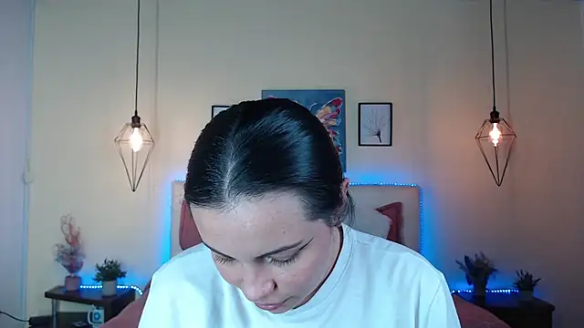 Snapshot of Megan_05_ chatting on July 14, 2026, 7:53 pm Megan 05 online show from July 14, 2026, 7:53 pm