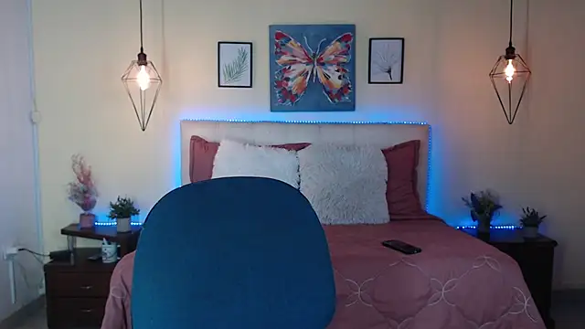 Snapshot of Megan_05_ chatting on July 7, 2026, 7:28 pm Megan 05 online show from July 7, 2026, 7:28 pm