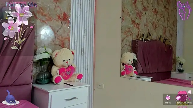 Snapshot of KatySweetas chatting on November 7, 2025, 7:29 pm KatySweetas online show from November 7, 2025, 7:29 pm