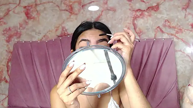 KatySweetas online show from February 5, 2026, 8:04 pm