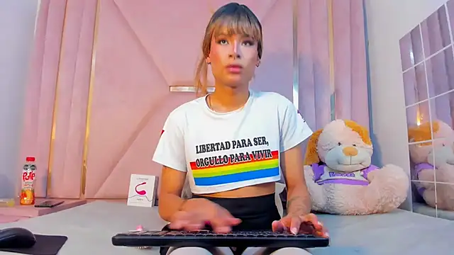 jazmin waked online show from October 13, 2025, 3:19 am