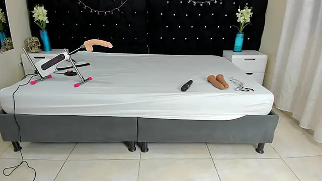 Lisa sweetas online show from October 22, 2025, 7:35 pm