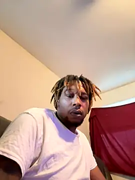 Snapshot of BigMfLuther chatting on October 15, 2025, 2:03 pm BigMfLuther online show from October 15, 2025, 2:03 pm