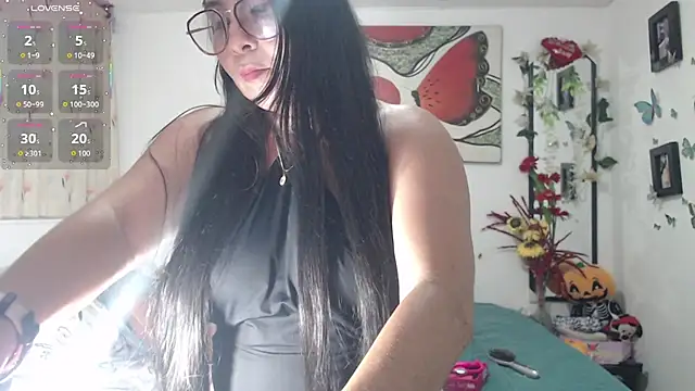 Snapshot of anii_mantilla chatting on March 21, 2026, 12:45 am anii mantilla online show from March 21, 2026, 12:45 am