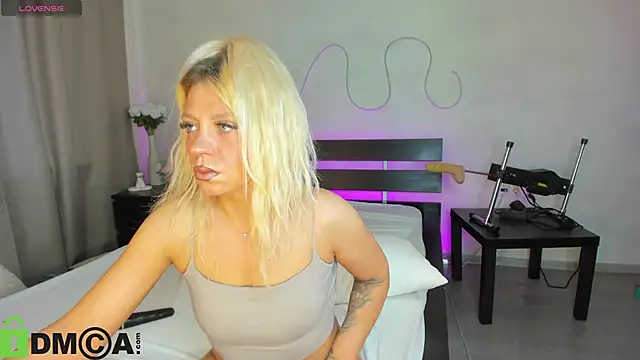 Stasy Traiin online show from April 29, 2026, 12:59 am