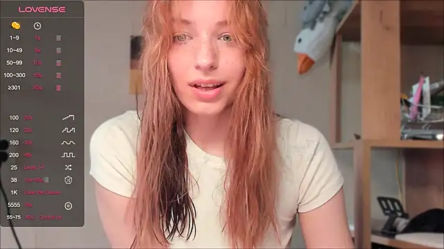 elilybby online show from April 4, 2026, 10:11 am