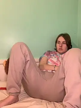 Snapshot of angelbliss10100 chatting on November 12, 2025, 5:11 am angelbliss10100 online show from November 12, 2025, 5:11 am