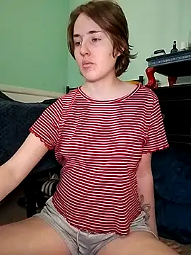 Snapshot of angelbliss10100 chatting on October 24, 2025, 5:45 pm angelbliss10100 online show from October 24, 2025, 5:45 pm