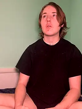 Snapshot of angelbliss10100 chatting on October 28, 2025, 5:23 pm angelbliss10100 online show from October 28, 2025, 5:23 pm