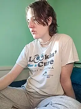 Snapshot of angelbliss10100 chatting on October 15, 2025, 6:05 pm angelbliss10100 online show from October 15, 2025, 6:05 pm