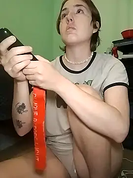 Snapshot of angelbliss10100 chatting on September 17, 2025, 5:04 pm angelbliss10100 online show from September 17, 2025, 5:04 pm