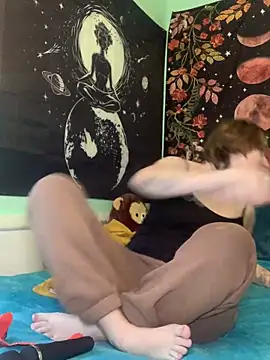 angelbliss10100 online show from November 25, 2025, 4:51 pm