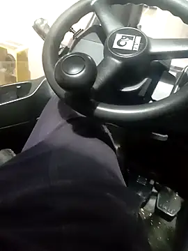 Snapshot of safadinhoo007 chatting on December 15, 2025, 2:50 am safadinhoo007 online show from December 15, 2025, 2:50 am