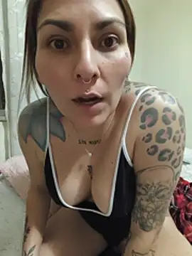 Snapshot of xjuanaxmaldadxxx chatting on June 27, 2026, 5:57 am xjuanaxmaldadxxx online show from June 27, 2026, 5:57 am