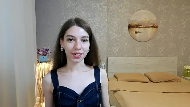 Snapshot of KellyShines chatting on April 22, 2026, 4:25 pm KellyShines online show from April 22, 2026, 4:25 pm