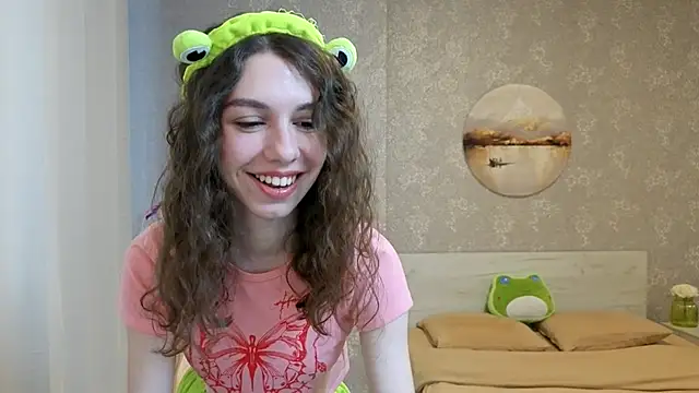 Snapshot of KellyShines chatting on April 29, 2026, 6:17 am KellyShines online show from April 29, 2026, 6:17 am