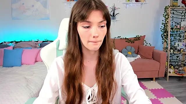 Snapshot of Zoe_Vee chatting on August 6, 2026, 3:34 am Zoe Vee online show from August 6, 2026, 3:34 am